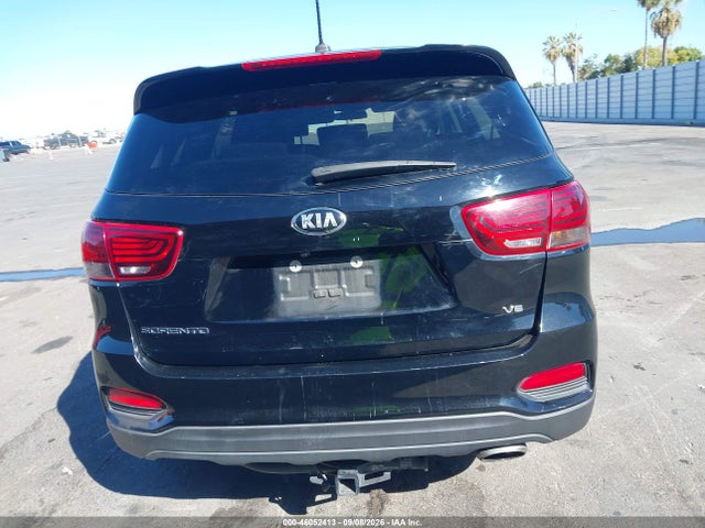 5XYPG4A5XKG489063 KIA Sorento 3.3l Lx