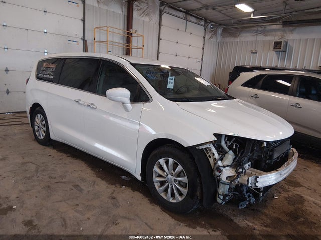 Aukcja sprzedaży 2018 Chrysler Pacifica Touring Plus, vin: 2C4RC1FG1JR112502, numer aukcji: 46052432