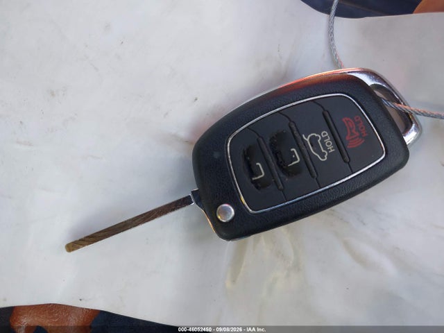 Продаж на аукціоні авто 2015 Hyundai Santa Fe Sport 2.4l, vin: 5XYZTDLB6FG257847, номер лоту: 46052450