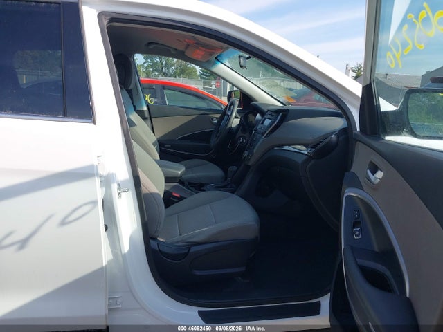 Продаж на аукціоні авто 2015 Hyundai Santa Fe Sport 2.4l, vin: 5XYZTDLB6FG257847, номер лоту: 46052450