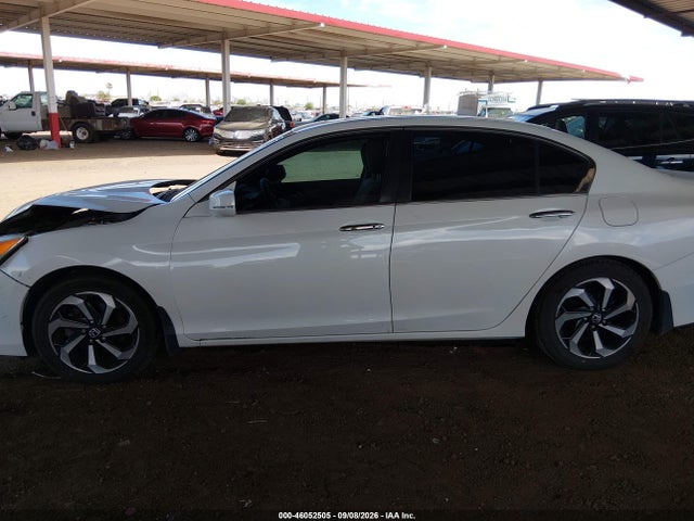 Honda ACCORD EX 2017 1HGCR2F74HA231588 Image 14