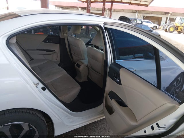 Honda ACCORD EX 2017 1HGCR2F74HA231588 Image 8