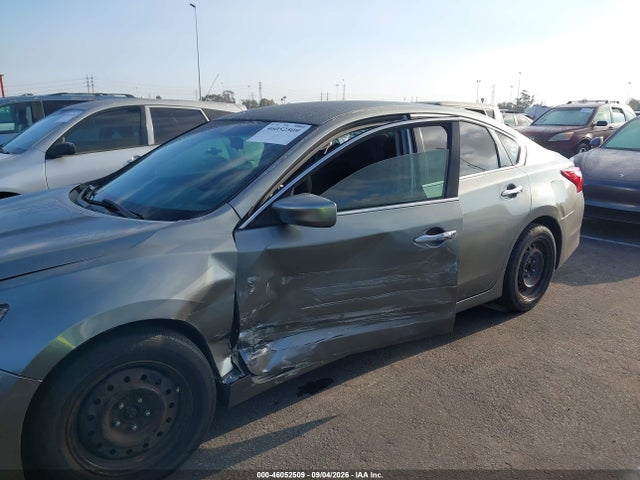 Продажа на аукционе авто 2016 Nissan Altima 2.5/2.5 S/2.5 Sl/2.5 Sr/2.5 Sv, vin: 1N4AL3AP1GC232310, номер лота: 46052509