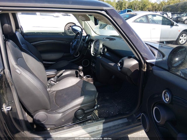 Продажа на аукционе авто 2012 Mini Cooper S, vin: WMWSV3C56CTY25365, номер лота: 46052586