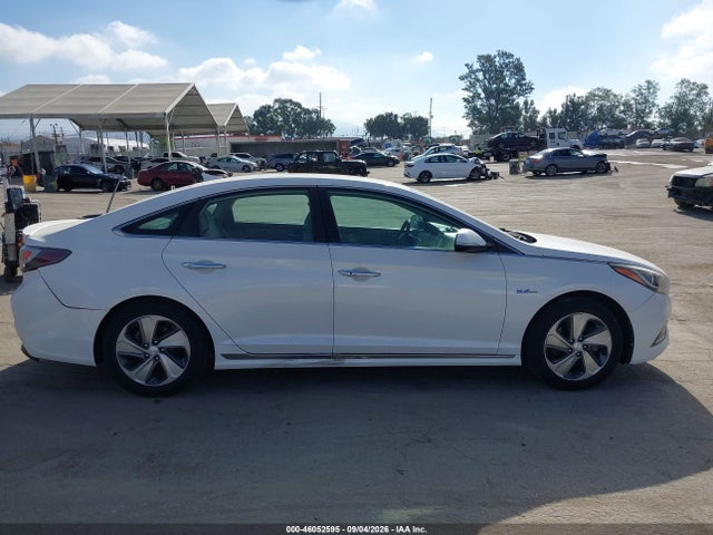 Hyundai SONATA PLUG-IN HYBRID 2017 KMHE14L2XHA044774 Image 13