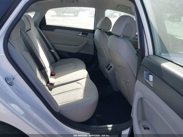 Hyundai SONATA PLUG-IN HYBRID 2017 KMHE14L2XHA044774 Image 8