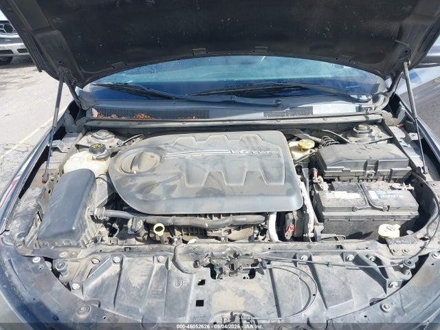 Chrysler 200 S 2015 1C3CCCBG8FN529762 Image 10
