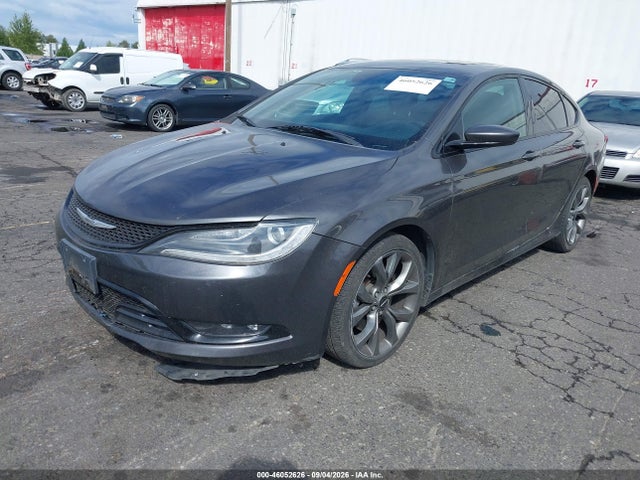 Chrysler 200 S 2015 1C3CCCBG8FN529762 Image 2