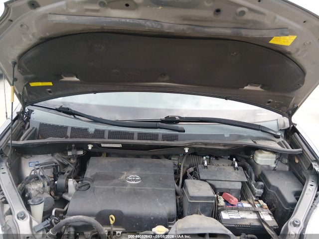 5TDKK3DC0ES426266 Toyota Sienna Le V6 8 Passenger