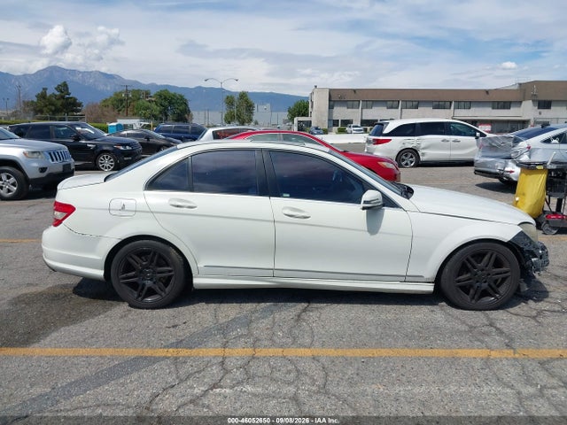 Продажа на аукционе авто 2011 Mercedes-benz C 300, vin: WDDGF5EB0BR174031, номер лота: 46052650