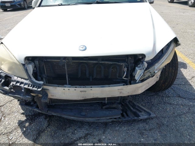 Продажа на аукционе авто 2011 Mercedes-benz C 300, vin: WDDGF5EB0BR174031, номер лота: 46052650