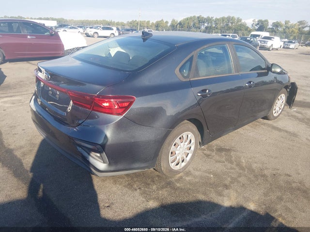 2019 Kia Forte Fe მანქანა იყიდება აუქციონზე, vin: 3KPF24AD9KE076131, აუქციონის ნომერი: 46052680