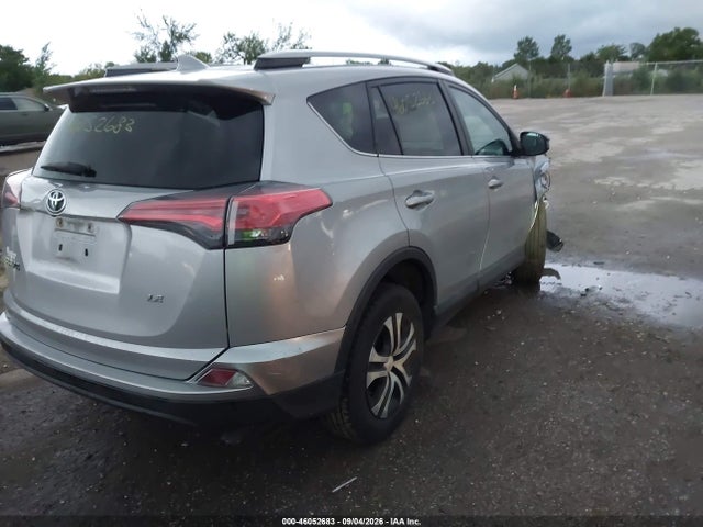 46052683 :رقم المزاد ، 2T3ZFREV8HW347548 vin ، 2017 Toyota Rav4 Le مزاد بيع