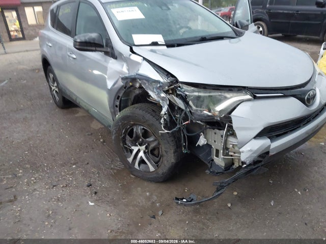 46052683 :رقم المزاد ، 2T3ZFREV8HW347548 vin ، 2017 Toyota Rav4 Le مزاد بيع
