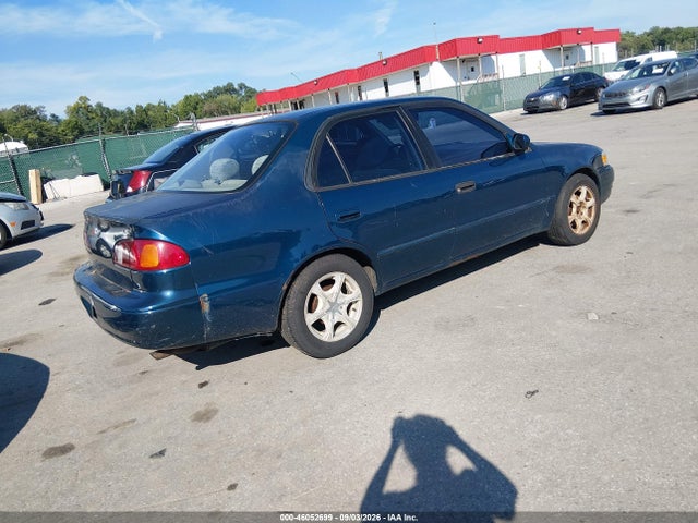 46052699 :رقم المزاد ، 2T1BR18E5WC082357 vin ، 1998 Toyota Corolla Le مزاد بيع