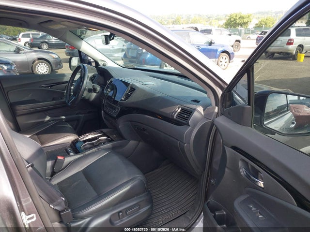 5FNYF6H9XLB009575 Honda Pilot Awd Touring 8 Passenger