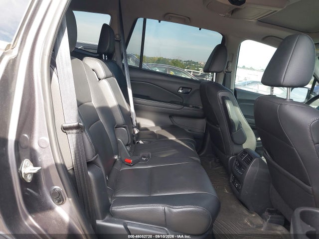 5FNYF6H9XLB009575 Honda Pilot Awd Touring 8 Passenger