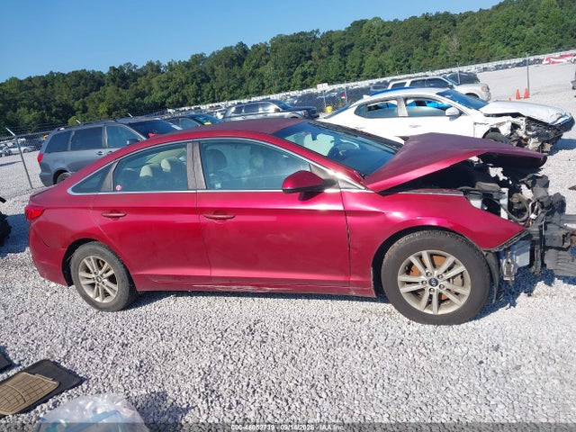 Продажа на аукционе авто 2016 Hyundai Sonata Se, vin: 5NPE24AF2GH271231, номер лота: 46052739