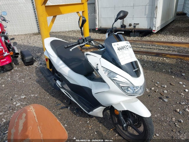 Aukcja sprzedaży 2017 Honda Pcx 150, vin: RLHKF1806HY200654, numer aukcji: 46052746