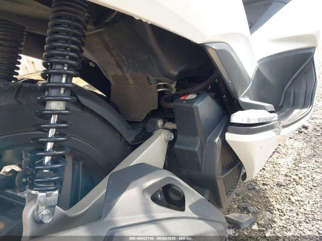 46052746 :رقم المزاد ، RLHKF1806HY200654 vin ، 2017 Honda Pcx 150 مزاد بيع