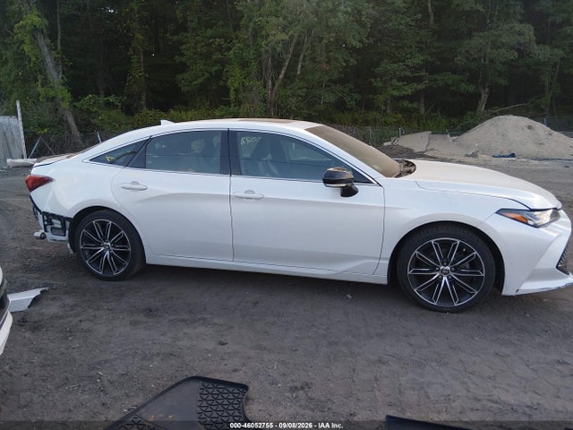 2022 Toyota Avalon Touring მანქანა იყიდება აუქციონზე, vin: 4T1GZ1FB9NU078842, აუქციონის ნომერი: 46052755