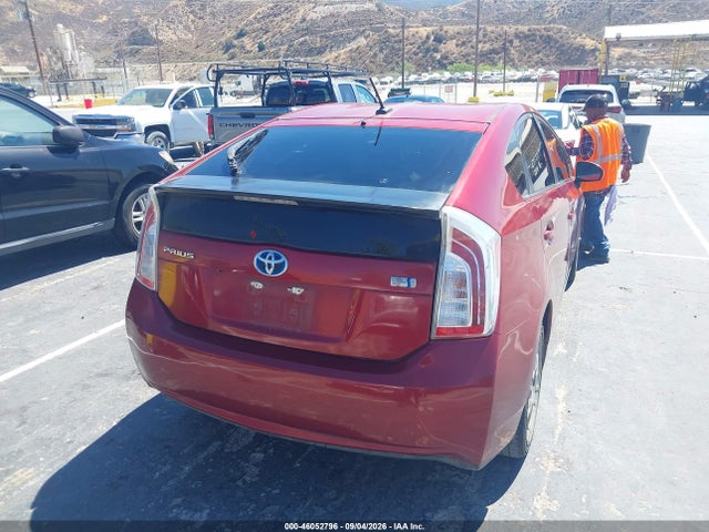Toyota Prius Three 2015 JTDKN3DU8F0475512 Image 4
