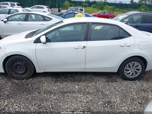 Aukcja sprzedaży 2017 Toyota Corolla Le, vin: 5YFBURHE7HP645652, numer aukcji: 46052824