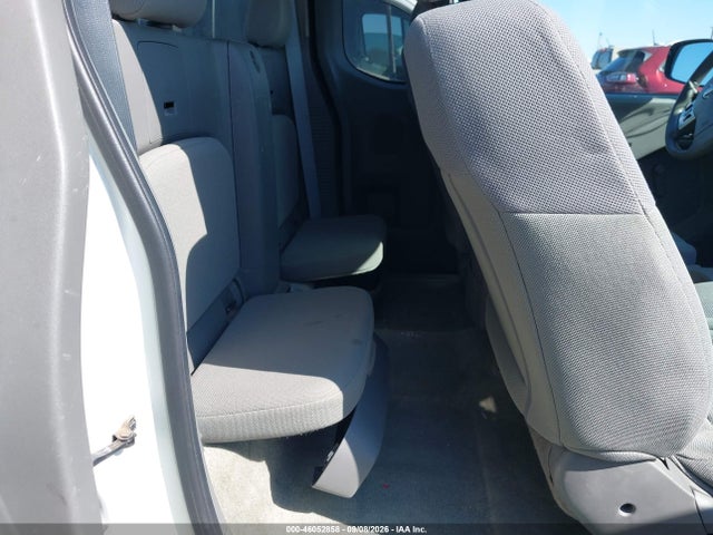 46052858 :رقم المزاد ، 1N6BD0CT6HN705870 vin ، 2017 Nissan Frontier S مزاد بيع
