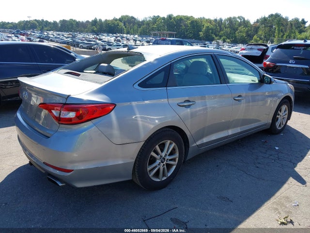 Продажа на аукционе авто 2017 Hyundai Sonata Se, vin: 5NPE24AF0HH555197, номер лота: 46052869