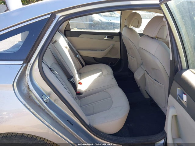Продажа на аукционе авто 2017 Hyundai Sonata Se, vin: 5NPE24AF0HH555197, номер лота: 46052869