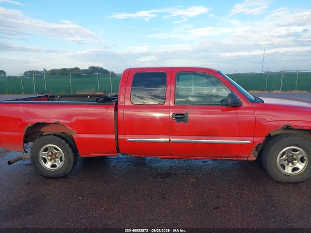 46052872 :رقم المزاد ، 2GTEC19T631328418 vin ، 2003 Gmc Sierra 1500 Sle مزاد بيع