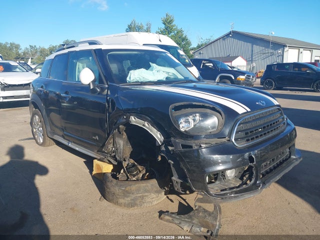 Продаж на аукціоні авто 2017 Mini Countryman Cooper, vin: WMZYV5C32H3C02374, номер лоту: 46052883