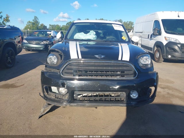 Продаж на аукціоні авто 2017 Mini Countryman Cooper, vin: WMZYV5C32H3C02374, номер лоту: 46052883