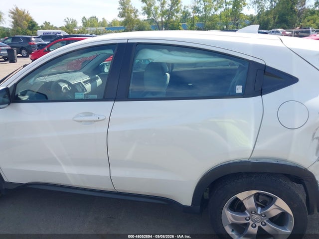 Продажа на аукционе авто 2022 Honda Hr-v Awd Lx, vin: 3CZRU6H39NM742330, номер лота: 46052894