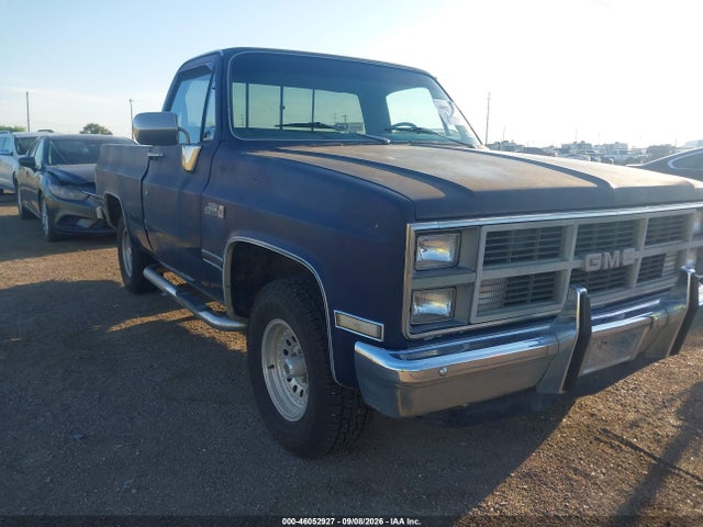 1983 Gmc C1500 მანქანა იყიდება აუქციონზე, vin: 1GTCC14D5DS517974, აუქციონის ნომერი: 46052927