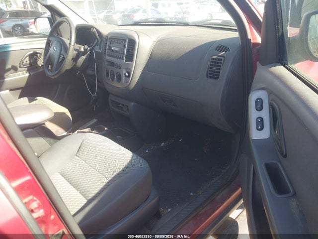 Продажа на аукционе авто 2004 Ford Escape Xlt, vin: 1FMYU03184KA54793, номер лота: 46052930