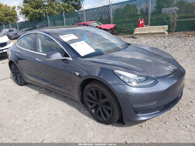 46052938 :رقم المزاد ، 5YJ3E1EB8KF481313 vin ، 2019 Tesla Model 3 Long Range/performance مزاد بيع