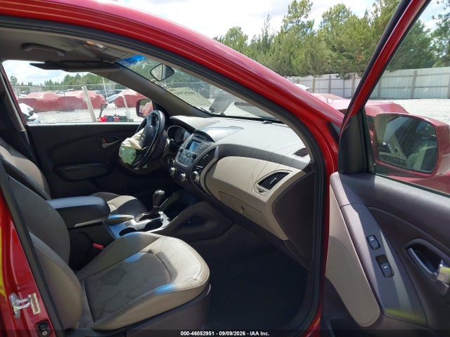 2014 Hyundai Tucson Se მანქანა იყიდება აუქციონზე, vin: KM8JU3AG6EU826899, აუქციონის ნომერი: 46052951
