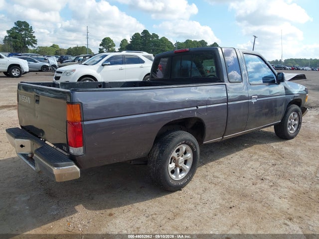 1996 Nissan Truck King Cab Se/king Cab Xe მანქანა იყიდება აუქციონზე, vin: 1N6SD16S4TC348072, აუქციონის ნომერი: 46052962