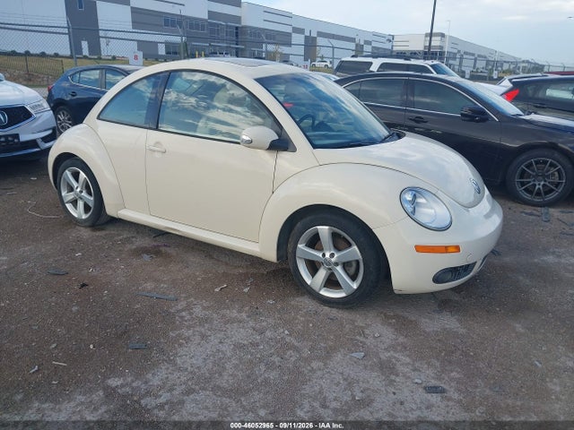 2006 Volkswagen New Beetle 2.5 მანქანა იყიდება აუქციონზე, vin: 3VWSG31C46M402217, აუქციონის ნომერი: 46052965