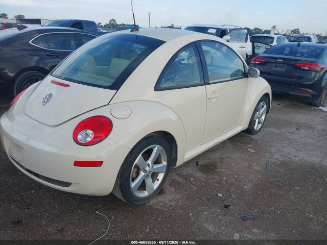 Продажа на аукционе авто 2006 Volkswagen New Beetle 2.5, vin: 3VWSG31C46M402217, номер лота: 46052965