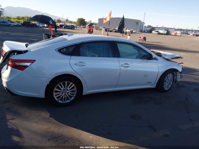 46052984 :رقم المزاد ، 4T1BD1EB3FU040129 vin ، 2015 Toyota Avalon Hybrid Limited مزاد بيع