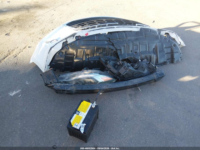 46052984 :رقم المزاد ، 4T1BD1EB3FU040129 vin ، 2015 Toyota Avalon Hybrid Limited مزاد بيع