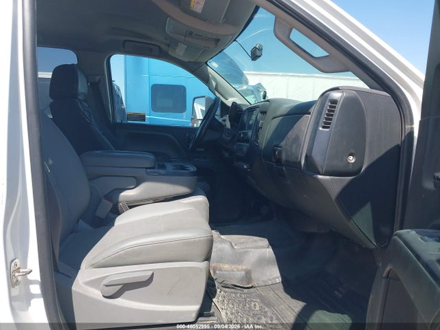 Продаж на аукціоні авто 2019 Chevrolet Silverado 6500hd 1wt, vin: 1HTKJPVK5KH550908, номер лоту: 46052995