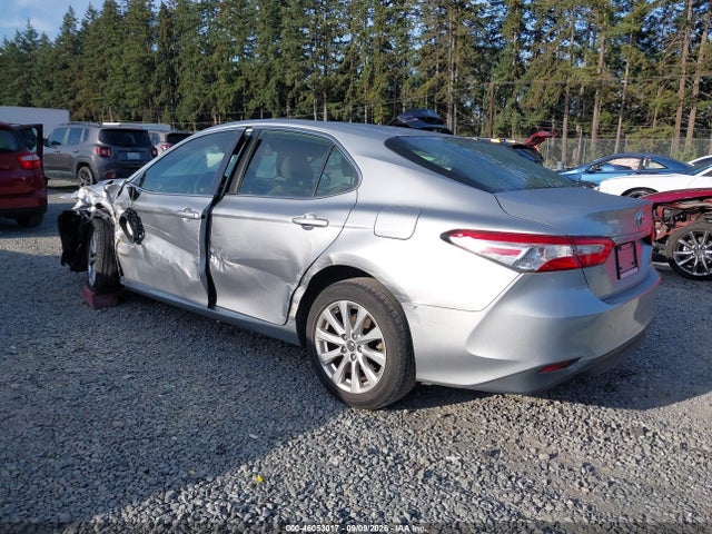 2018 Toyota Camry Le მანქანა იყიდება აუქციონზე, vin: JTNB11HK1J3036549, აუქციონის ნომერი: 46053017