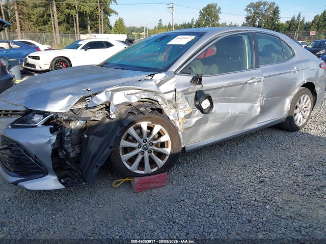 2018 Toyota Camry Le მანქანა იყიდება აუქციონზე, vin: JTNB11HK1J3036549, აუქციონის ნომერი: 46053017