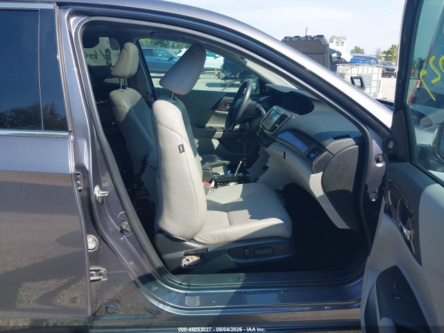 46053027 :رقم المزاد ، 1HGCR3F90HA023456 vin ، 2017 Honda Accord Touring V6 مزاد بيع