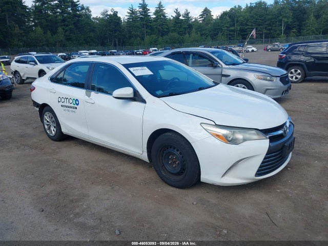 2015 Toyota Camry Le მანქანა იყიდება აუქციონზე, vin: 4T4BF1FK6FR470249, აუქციონის ნომერი: 46053093