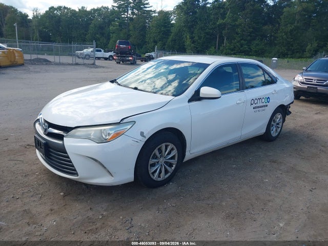 2015 Toyota Camry Le მანქანა იყიდება აუქციონზე, vin: 4T4BF1FK6FR470249, აუქციონის ნომერი: 46053093