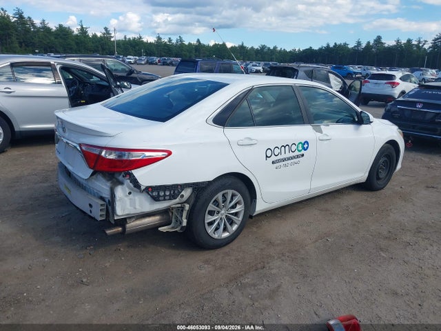 2015 Toyota Camry Le მანქანა იყიდება აუქციონზე, vin: 4T4BF1FK6FR470249, აუქციონის ნომერი: 46053093